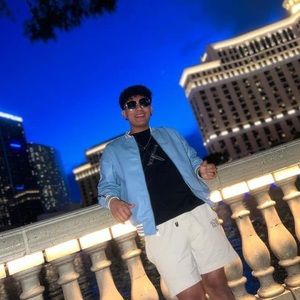 Meet your Posher, Antonio